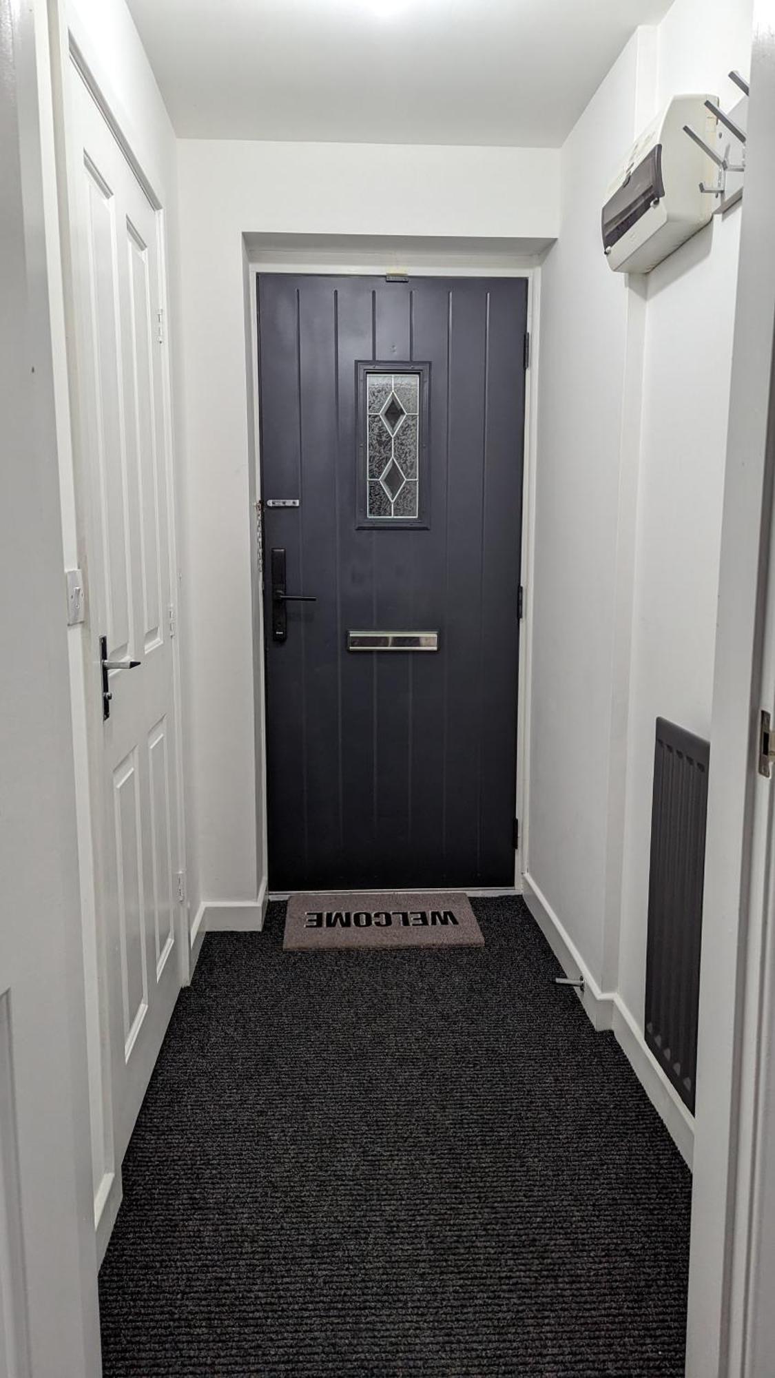 Clariturf - 4 Bedroom Semi - Private Parking Near Turf Moor, Town Centre, Transport And Motorway Links Next To Canal, 3 Parks And Lake - Sky And Netflix Burnley Esterno foto